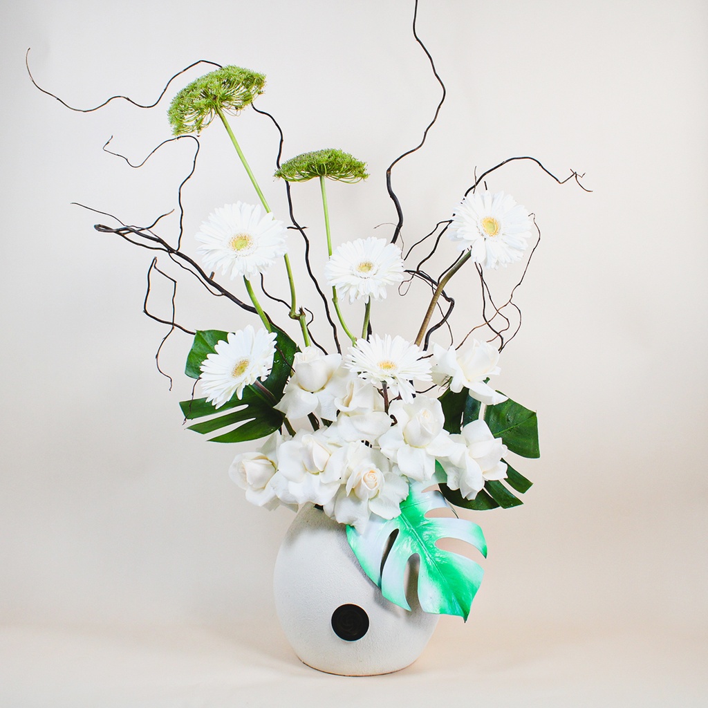 gerbera flower vase