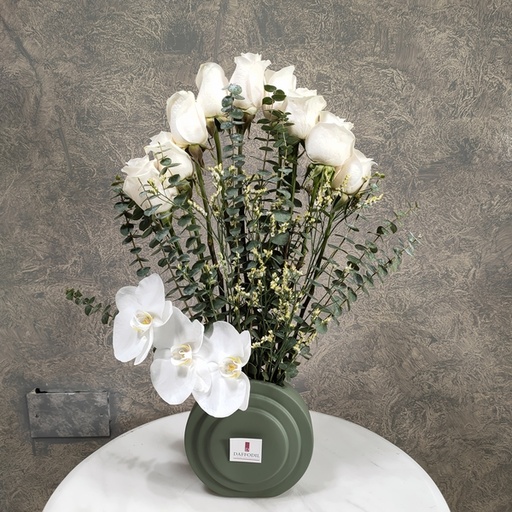 White Bouquet 24