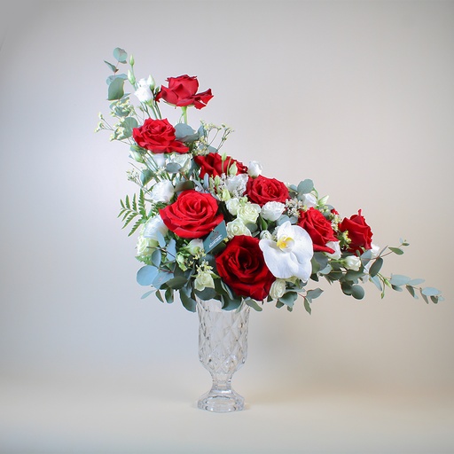 [DFD-BQT-145553] A touch of elegance vase