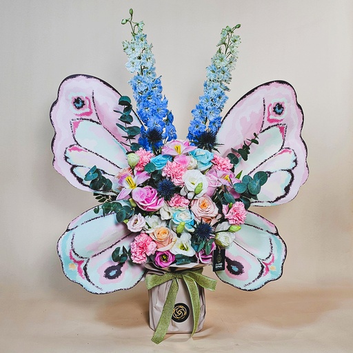 [DFD-BQT-145712] Tulips Butterfly Bouquet